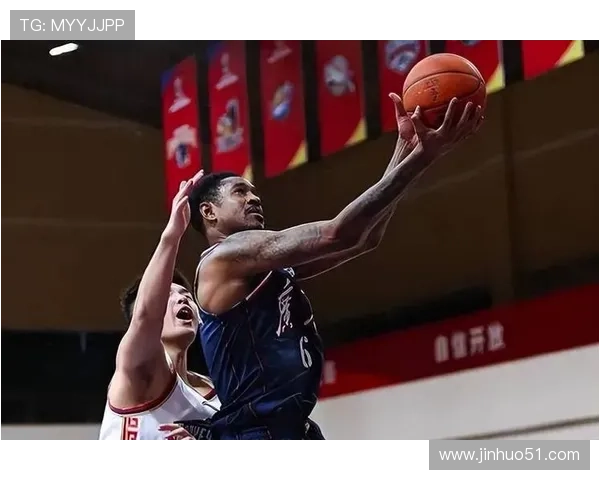 中国男篮迎战强敌,巩晓彬携手球员誓夺世界杯资格 中国男篮迎战强敌,巩晓彬携手球员誓夺世界杯资格