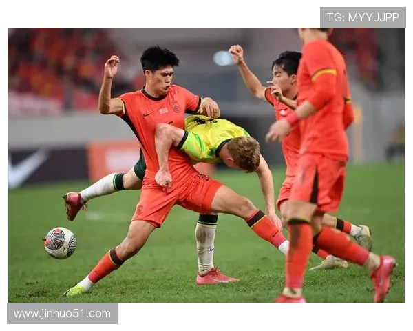 中国足球队迎战亚洲强敌备战热身赛,全力冲刺世界杯预选赛目标 中国足球队迎战亚洲强敌备战热身赛,全力冲刺世界杯预选赛目标