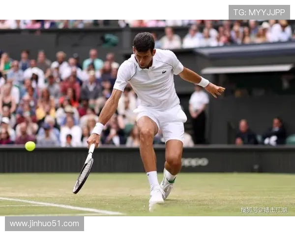 德约科维奇豪取赛季新冠王纳达尔复出首秀引爆网球圈热议焦点大战