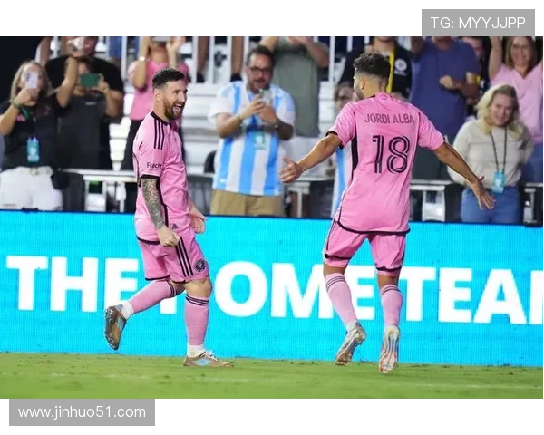 梅西加盟迈阿密国际首秀闪耀全场助球队逆转赢得胜利