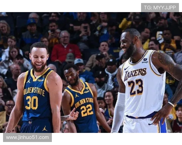湖人逆转取胜詹姆斯轰下三双带队力克勇士全场高潮不断