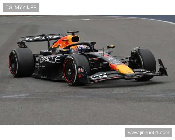 维斯塔潘再创赛季新高红牛车队稳居积分榜首竞争白热化