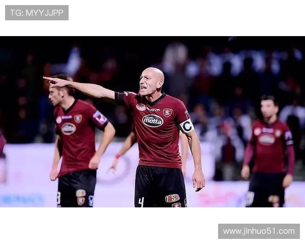 萨勒尼塔纳俱乐部新赛季目标明确 强化阵容争取意甲中游位置