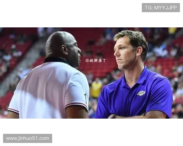 新赛季网球战火重燃多位球星展现非凡竞技状态引发全球关注热潮中