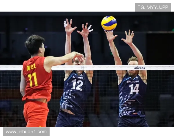 中国男篮备战奥运资格赛新阵容亮相引发球迷热议全国关注与期待升级